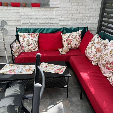 A Lovely 2 Bedroom Apartment In The Heart Of סופיה מראה חיצוני תמונה