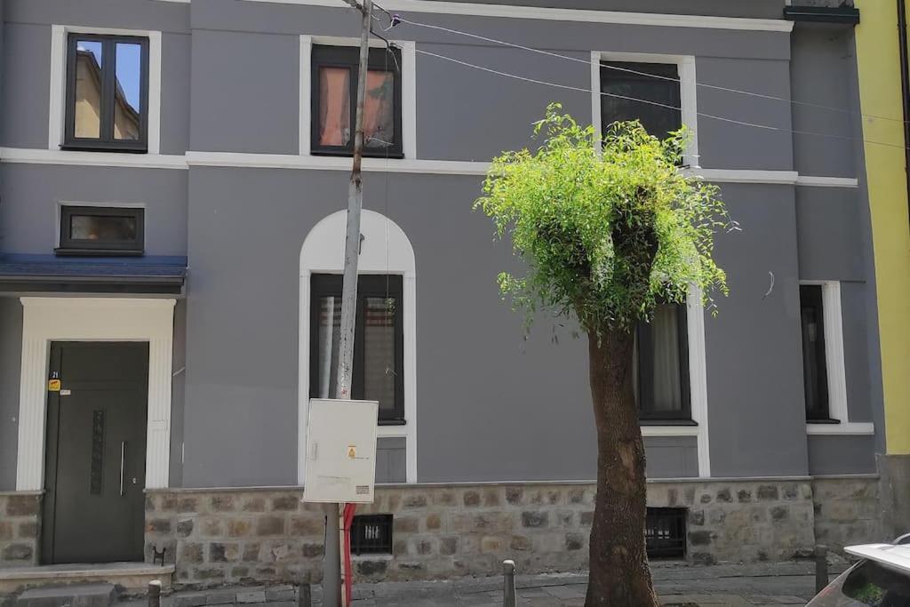 A Lovely 2 Bedroom Apartment In The Heart Of סופיה מראה חיצוני תמונה